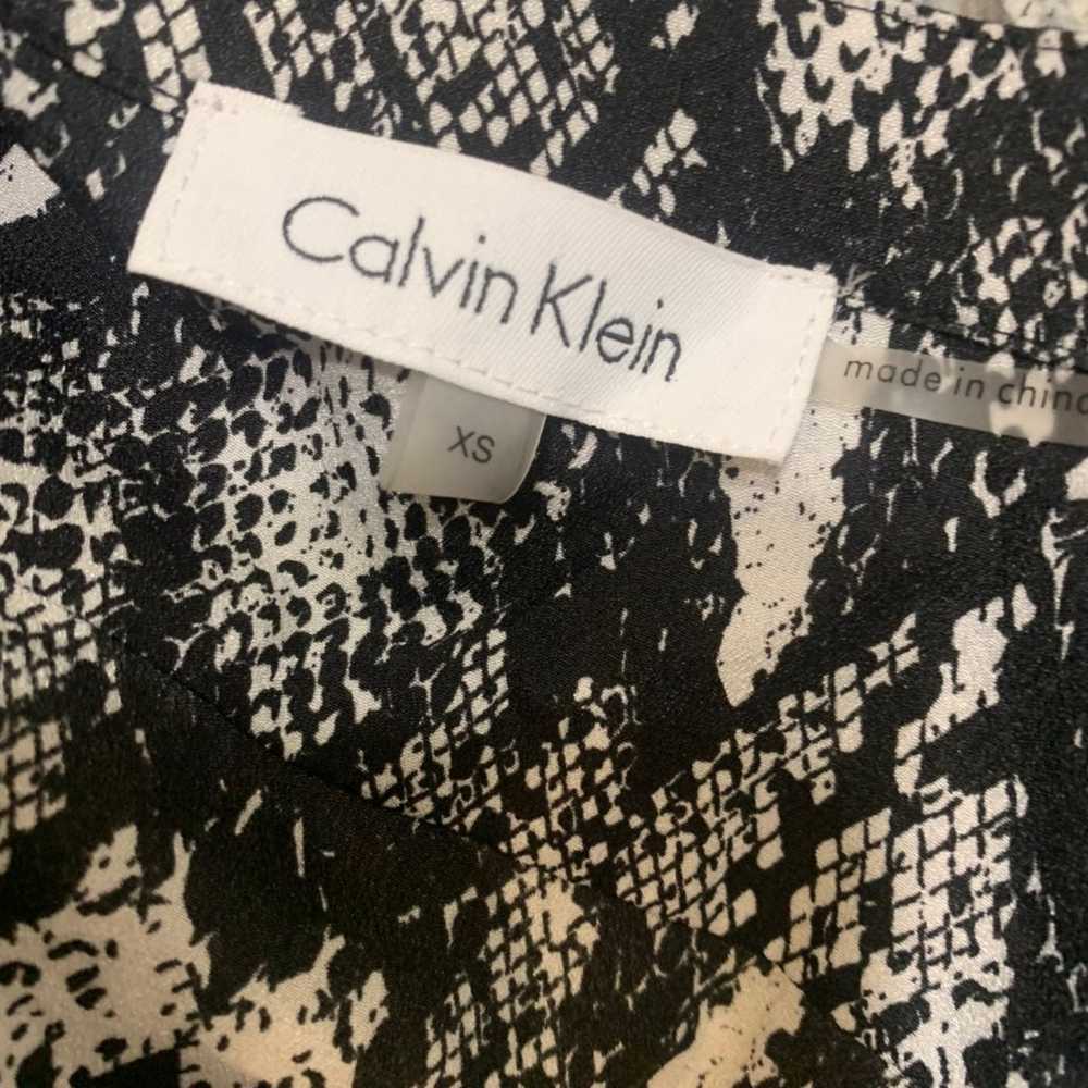 Calvin Klein Shirt - image 5