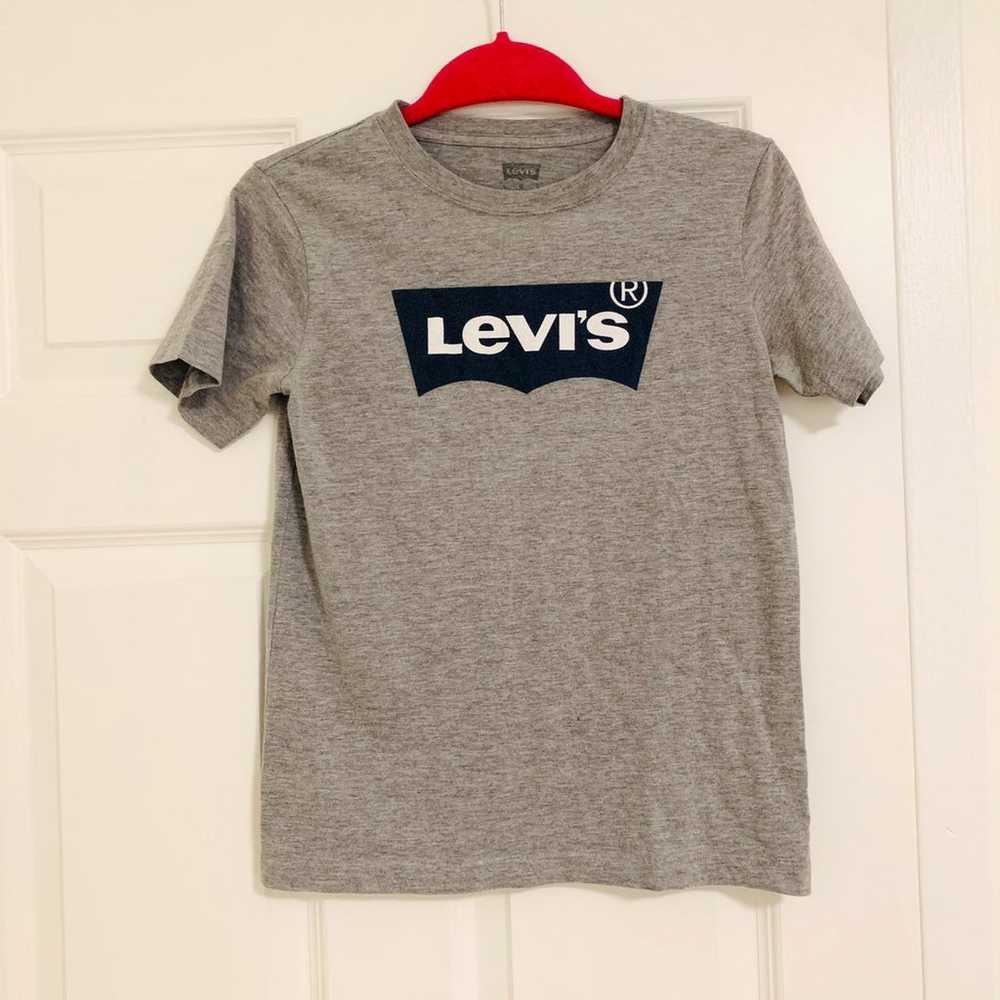 Levi's Gray Box Logo Graphic Tee S - image 1