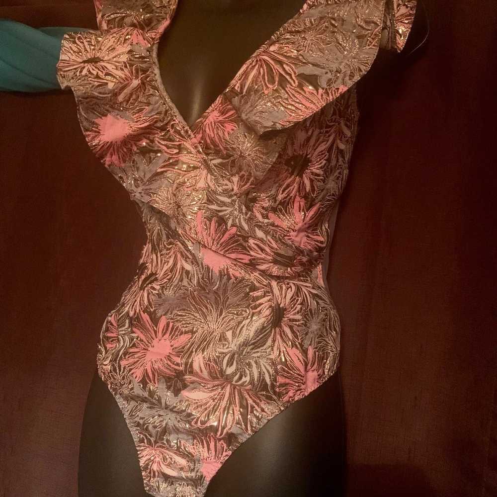 Gold/floral VS bodysuit size small - image 2