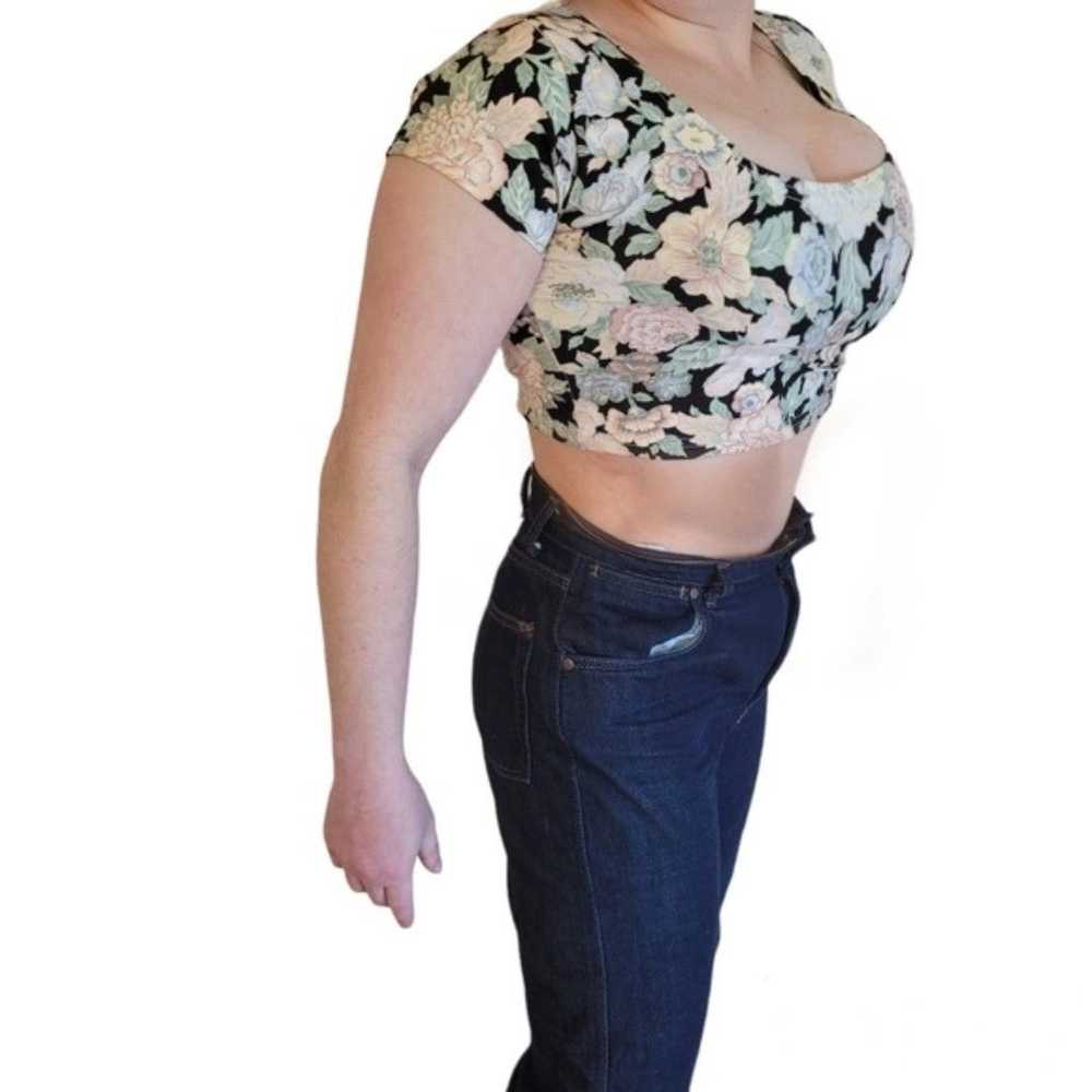 Vintage Frederick's of Hollywood Floral Cropped T… - image 2