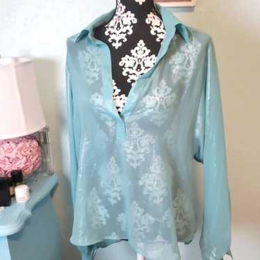 COPY - Vintage Bisou Bisou shimmery aqua blue open