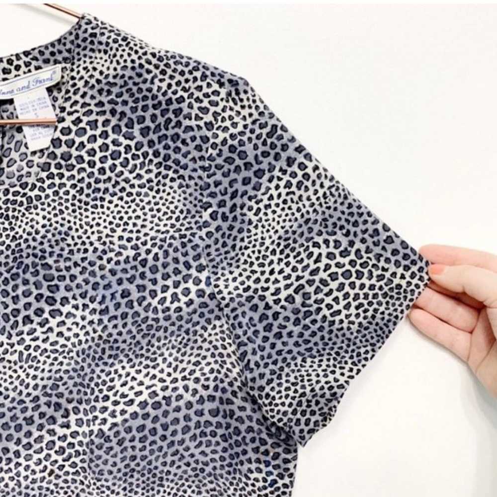 Vintage Anna and Frank Silk Grey Silver Leopard P… - image 3