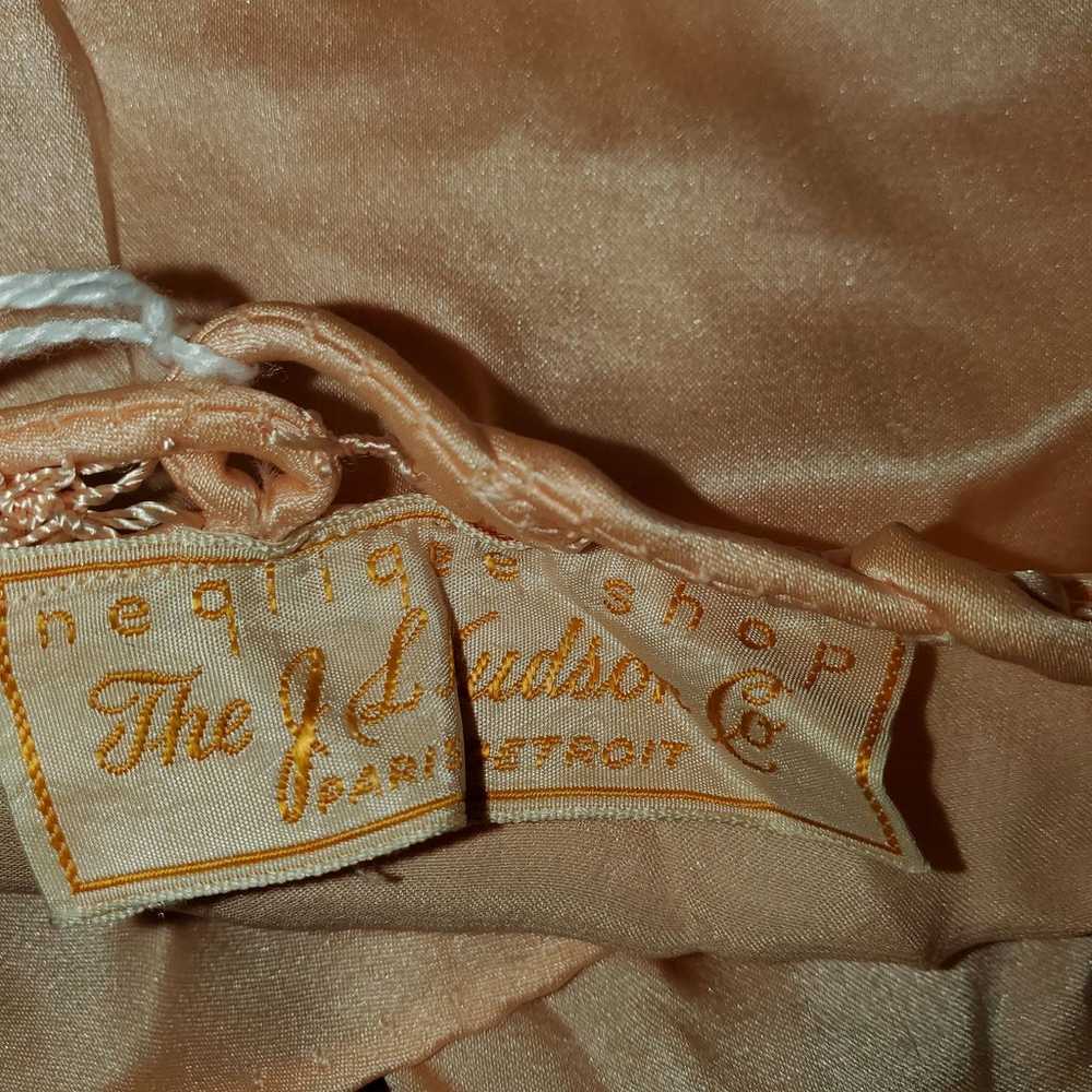 J.L. Hudson Vintage 1940s-50s Peach 100% Silk Sat… - image 4