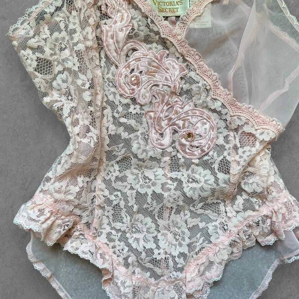 Vintage Victoria’s Secret Lace Bodysuit (gold tag) - image 2