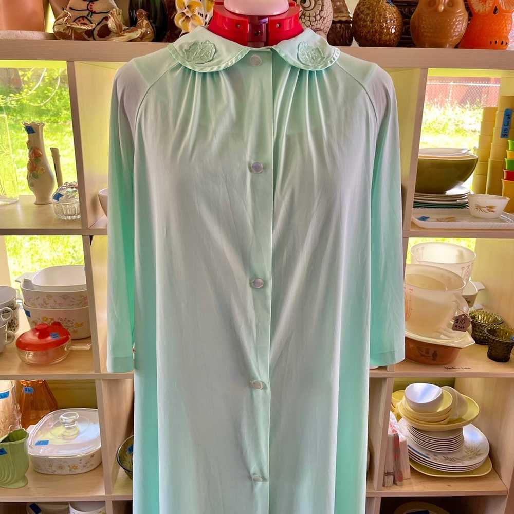 Vintage Nightgown and Robe Set - image 4