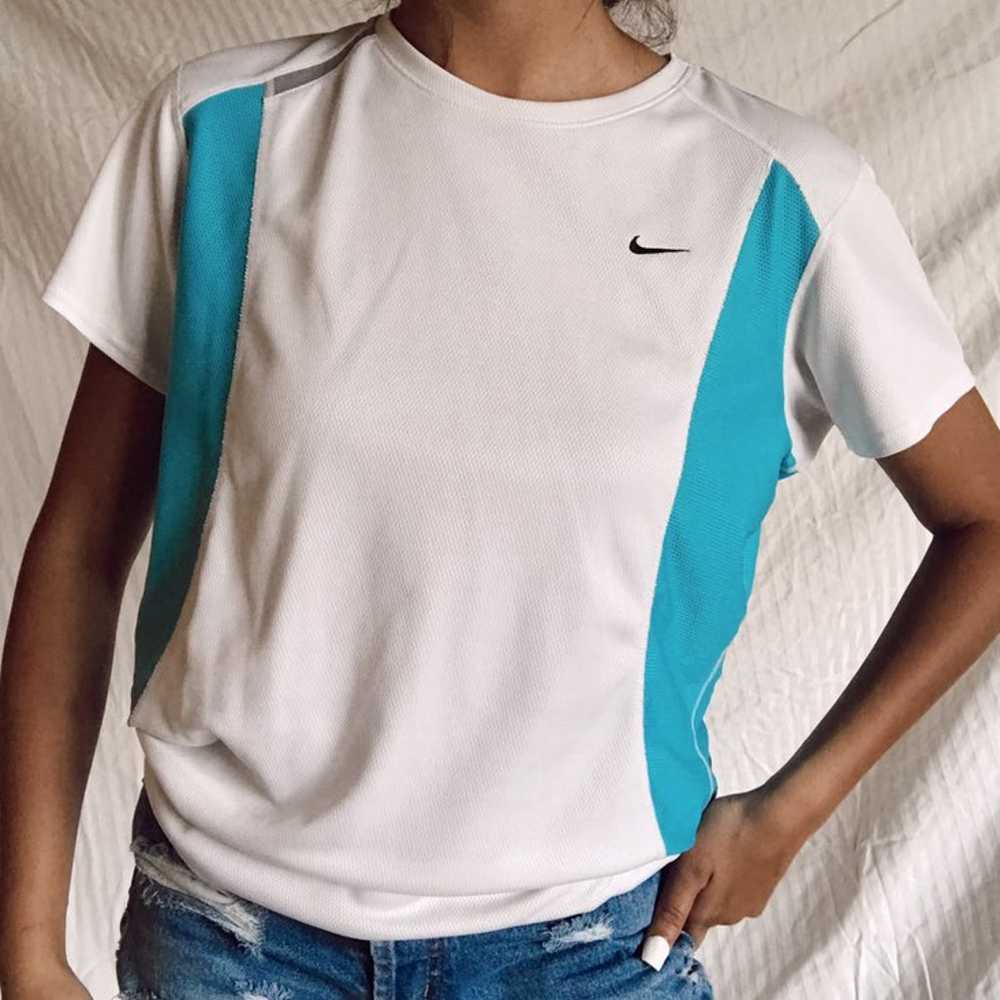 Vintage Nike Tee - image 2