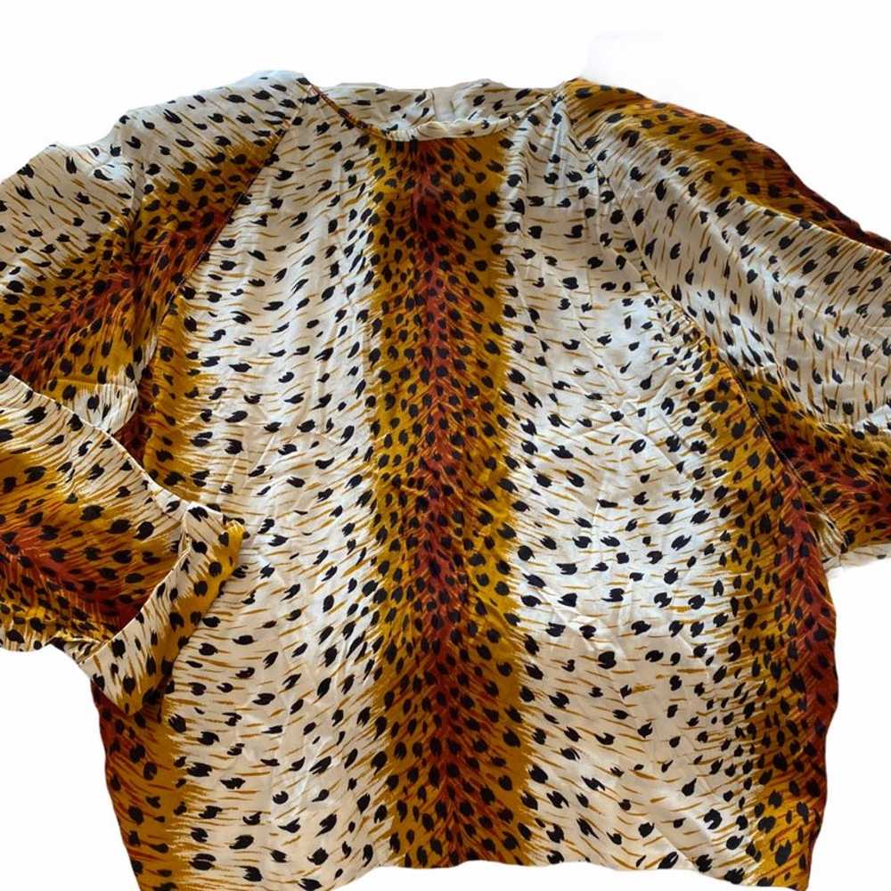 VINTAGE Cheetah Print balloon sleeve top - image 4