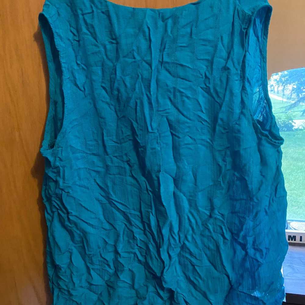 Vintage August Max Woman Blue Tank Top - image 5