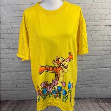 DISNEY T-Shirt Vintage 90's Tigger Yellow-XL - image 1