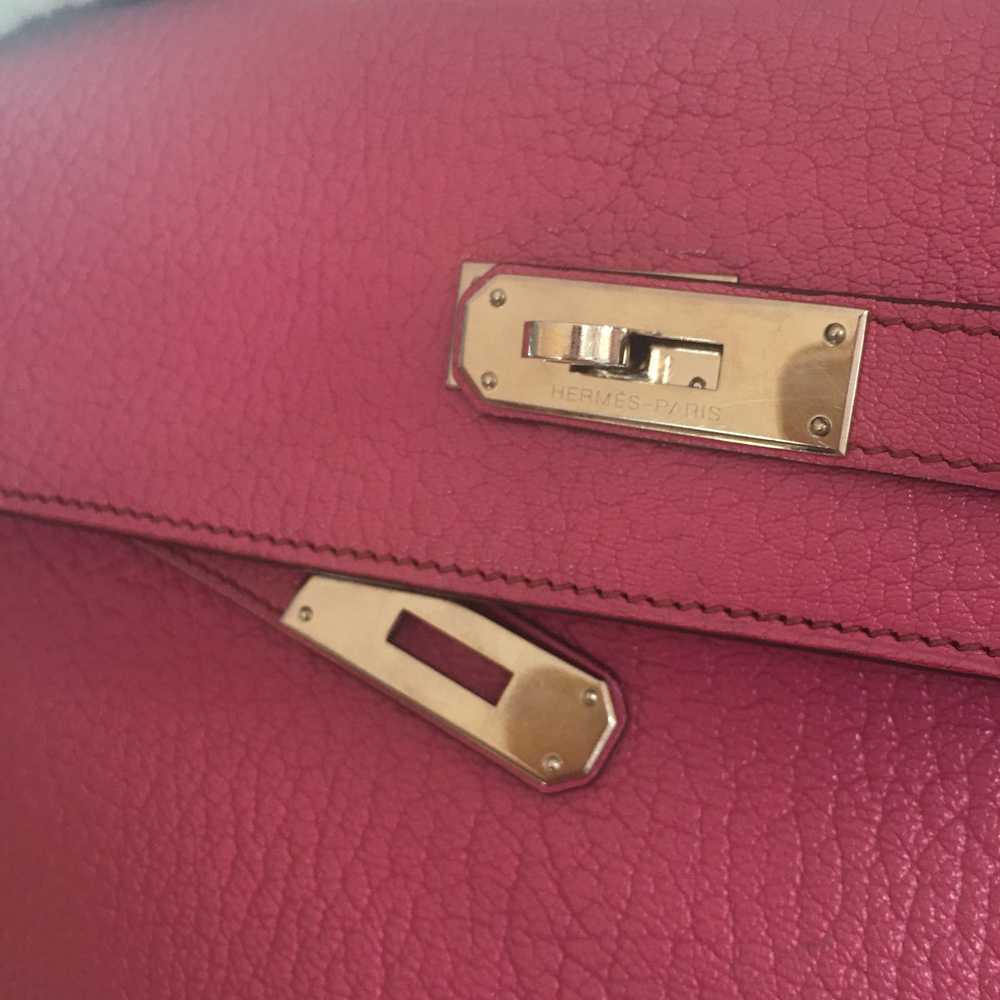 Hermes HERMES Kelly 32 Handbag in Pink Chevre de … - image 12