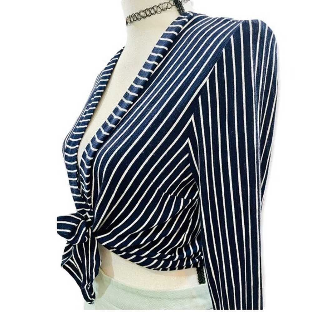 Charlotte Russe Y2K Vintage Long Sleeve Tie Front… - image 5