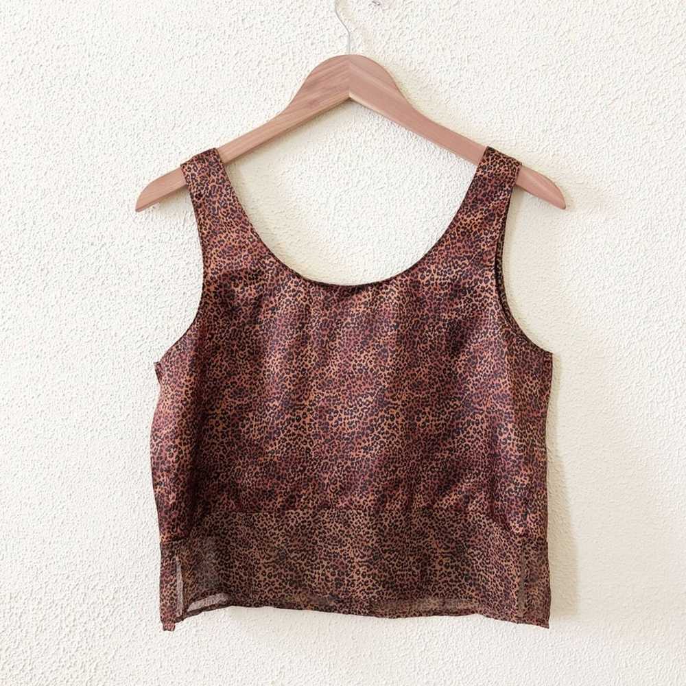 Vintage Victoria's Secret Cropped Leopard Print T… - image 2