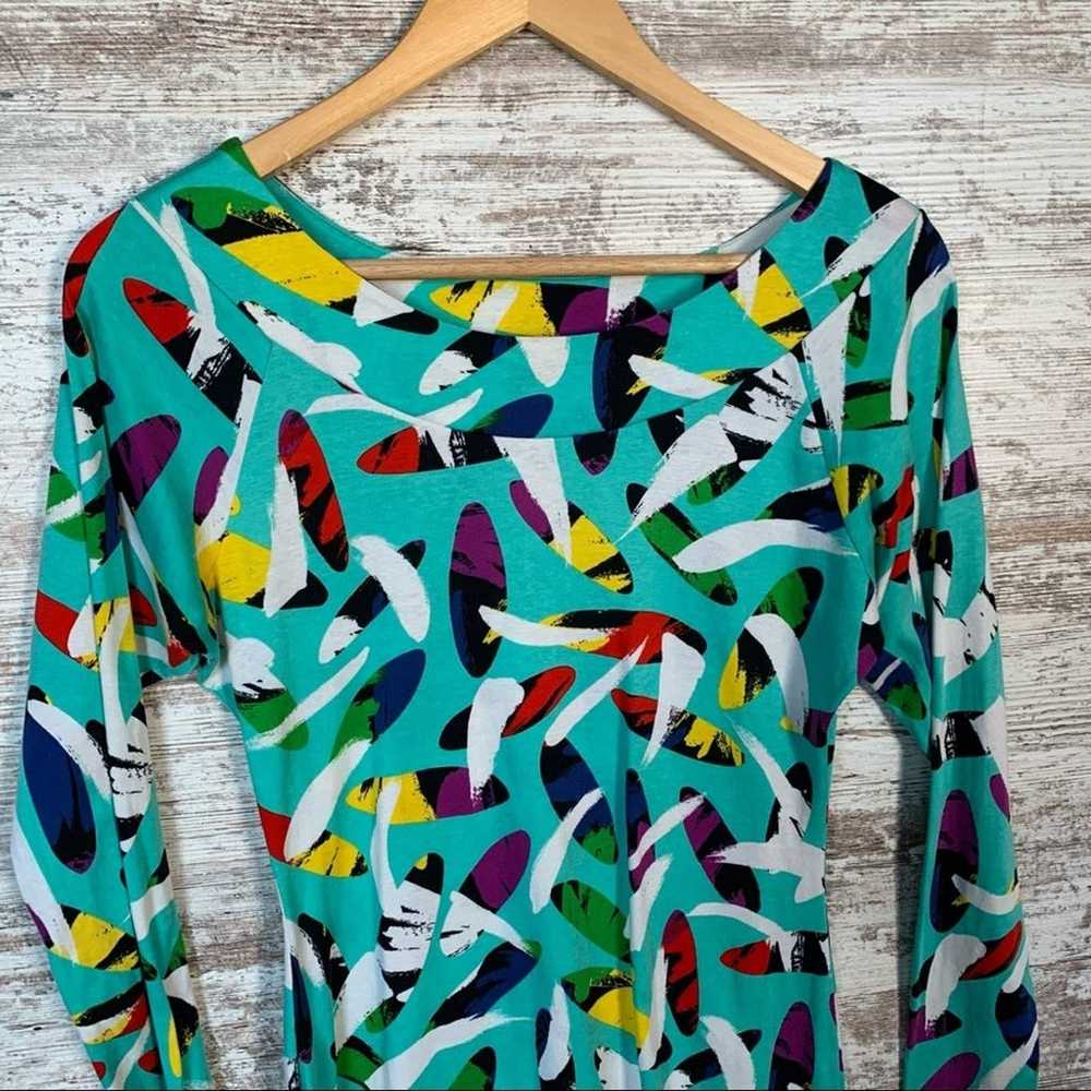 VTG OHNO Colorful Abstract Modern Pattern Tee - image 2