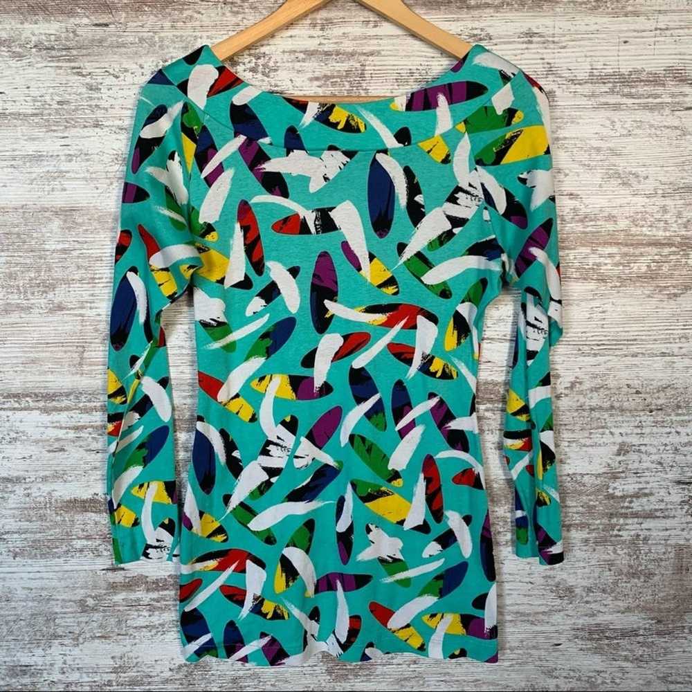 VTG OHNO Colorful Abstract Modern Pattern Tee - image 6