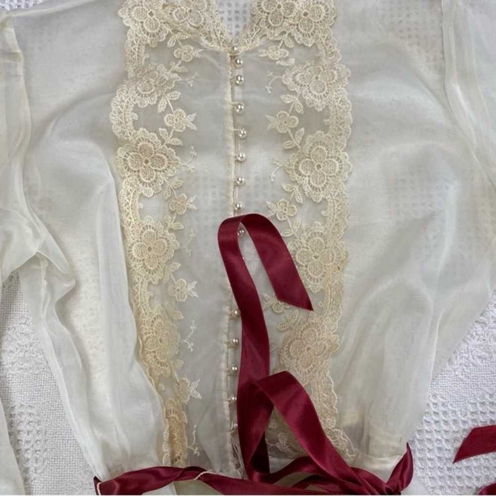 Vintage Sheer White Lacey Blouse (Small?) - image 5