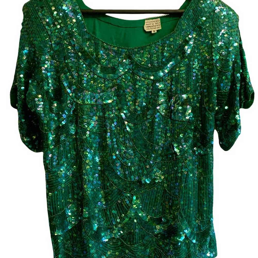 VINTAGE HOLIDAY GREEN SILK SEQUIN TOP - image 5