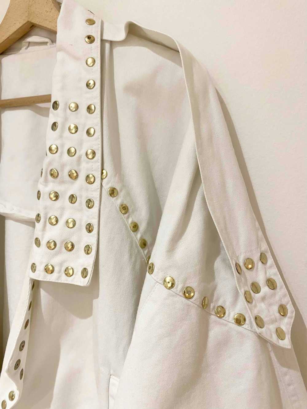 Jean jacket - White studded denim jacket 1980 Loo… - image 4