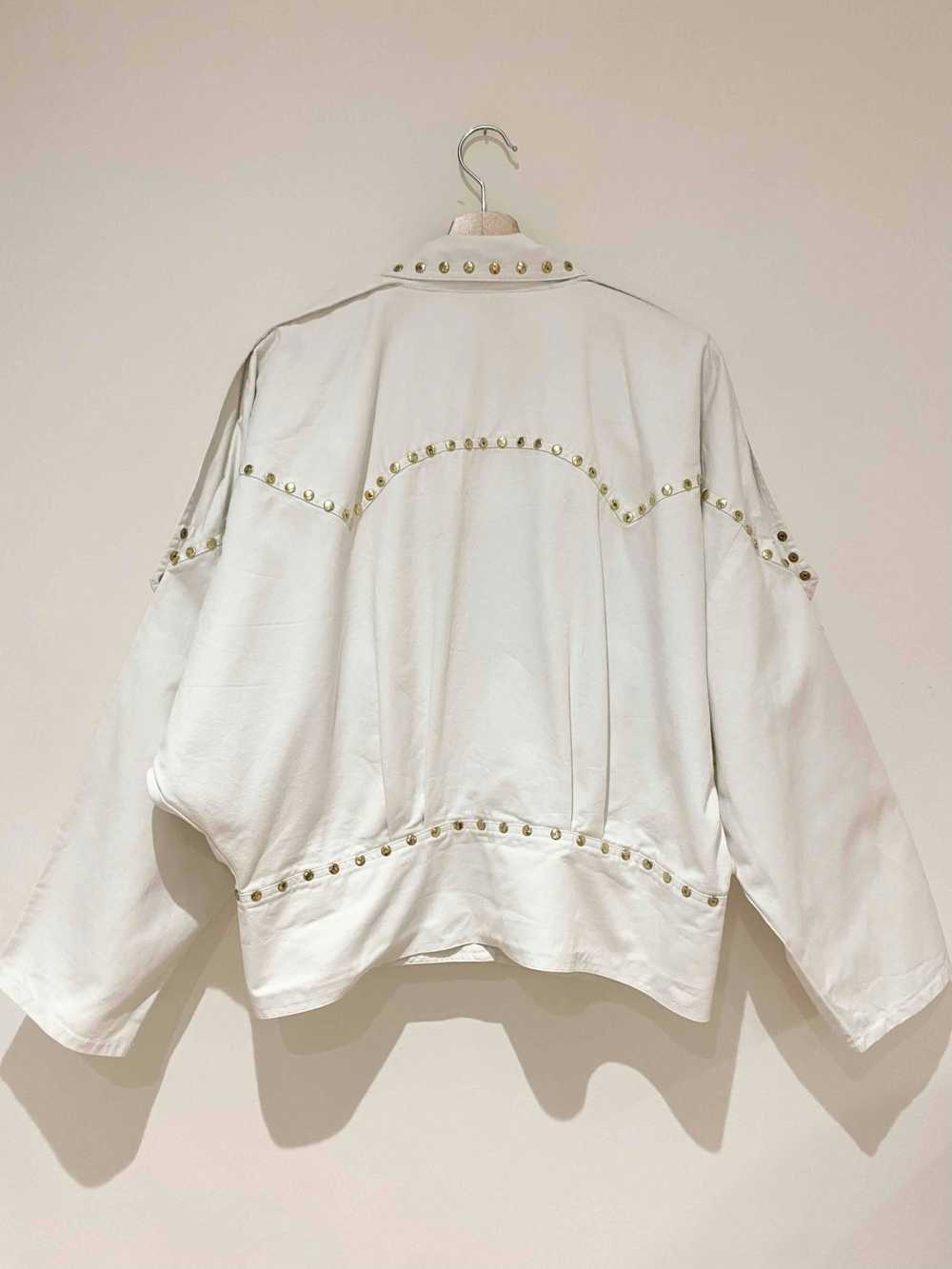Jean jacket - White studded denim jacket 1980 Loo… - image 6