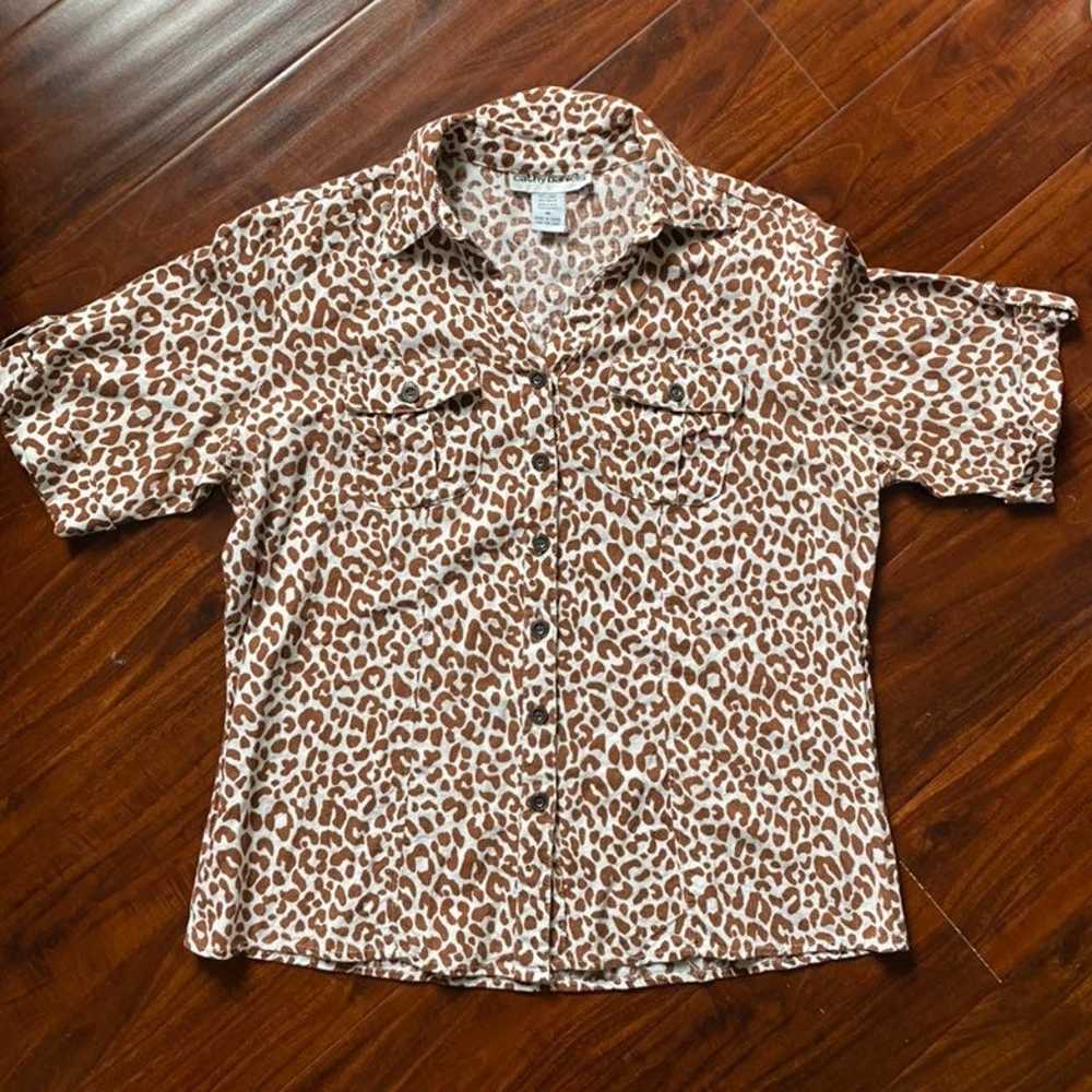 Vintage Animal Print Safari Shirt Ladies giraffe … - image 1