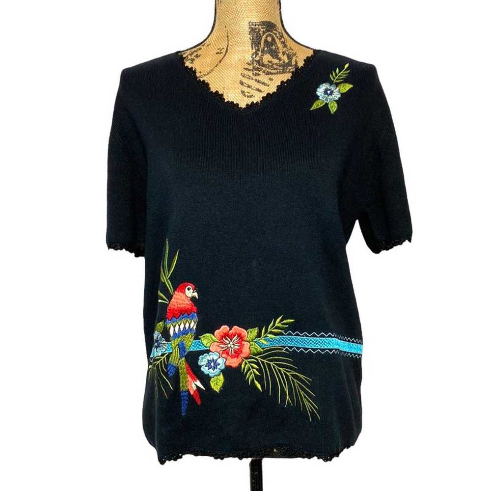 Jenny Vintage Black Knit Floral Embroidery Short … - image 1