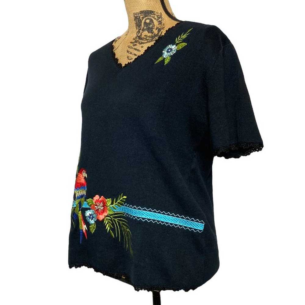 Jenny Vintage Black Knit Floral Embroidery Short … - image 2