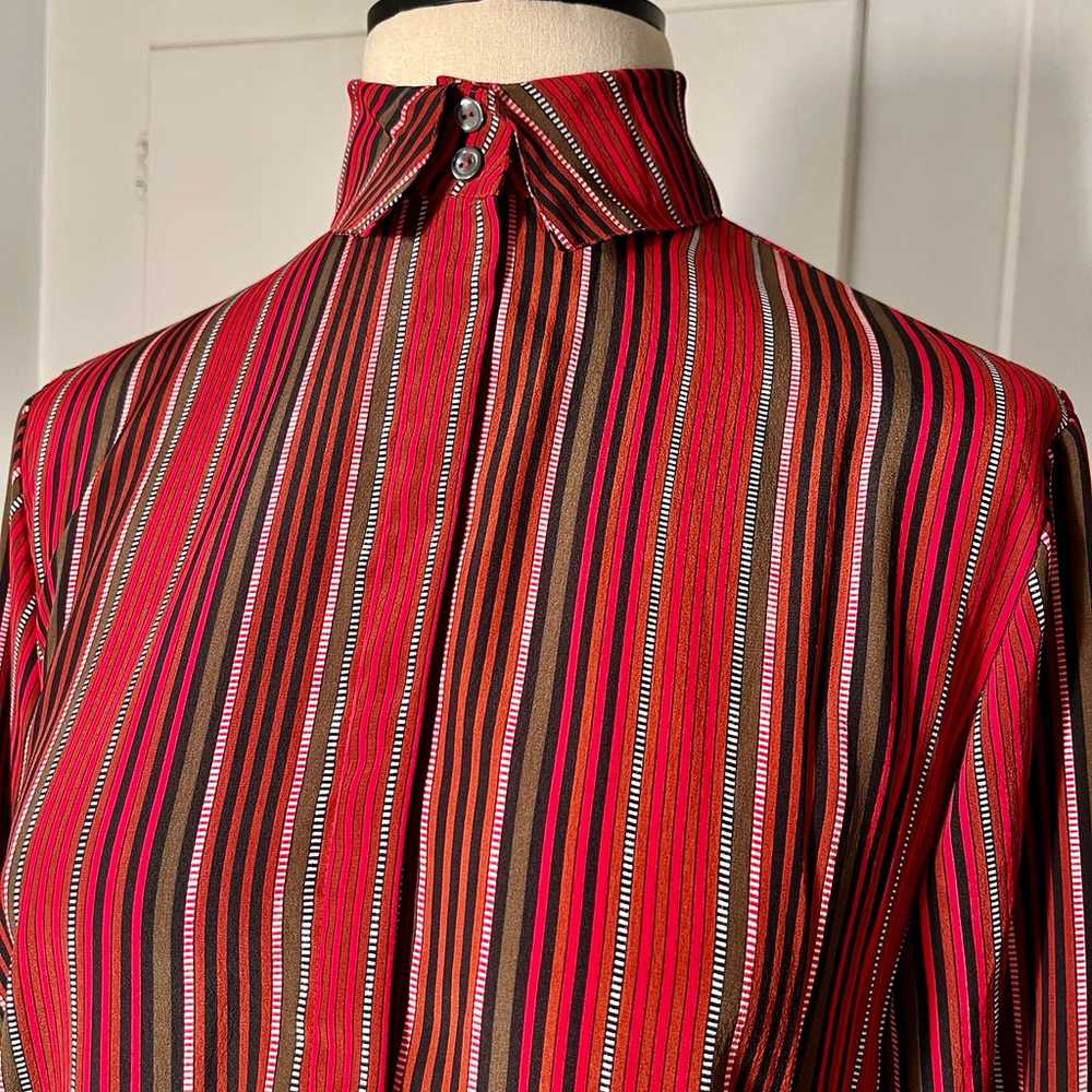 Vintage 70s/80s Nicola Striped Polyester Button U… - image 2