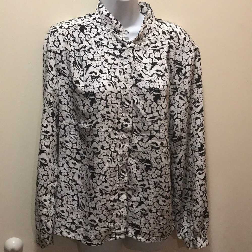 Judy bond vintage floral black & white blouse M - image 8