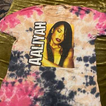 Vintage Aaliyah tie dye tee - image 1