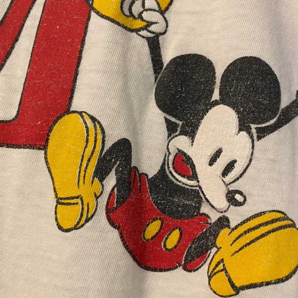 VINTAGE MICKEY MOUSE T SHIRT! - image 3