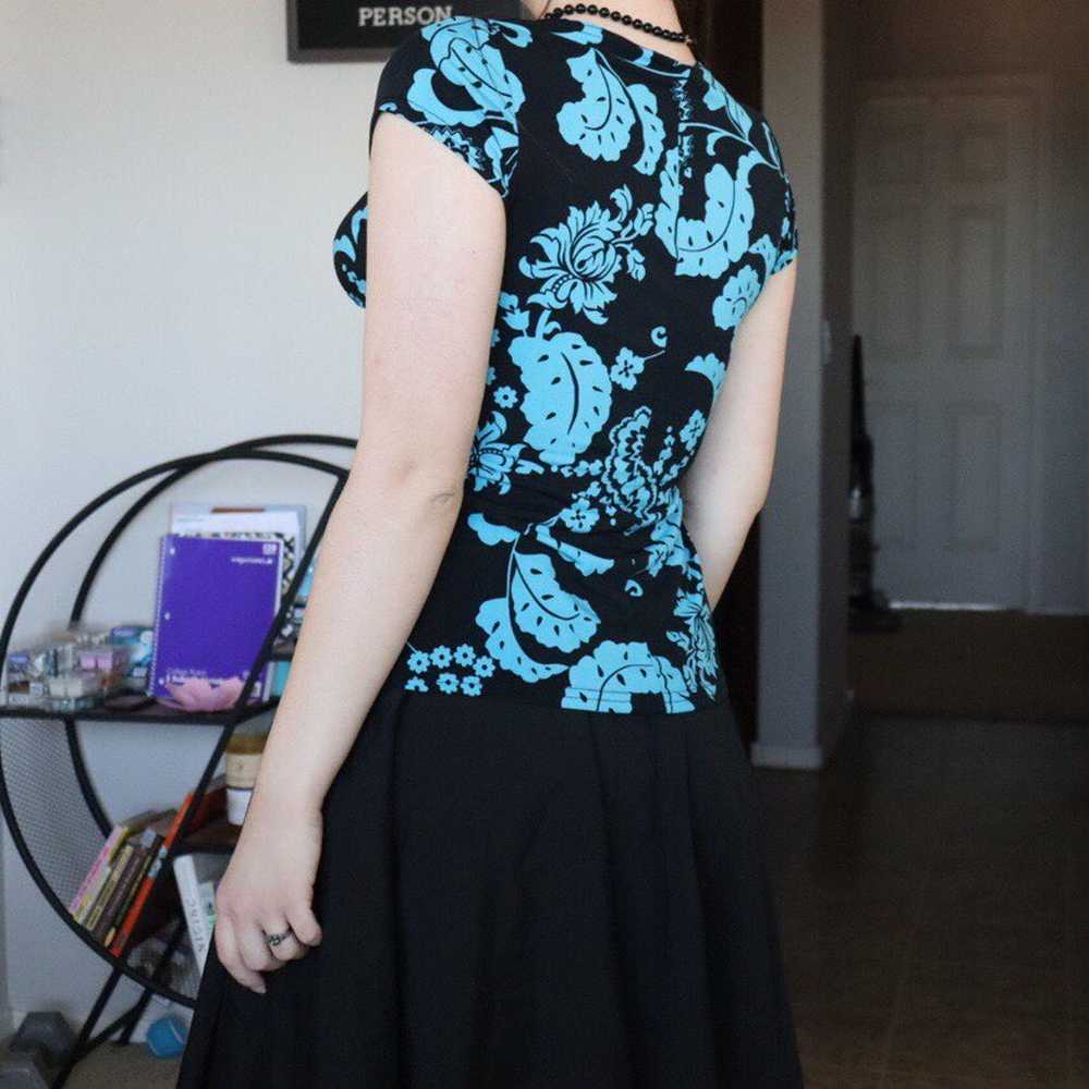 Blue/Black Formal Top W/ Cute Design - image 3