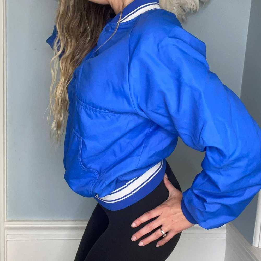 Your perfect 90s style windbreaker  Vintage  90s/… - image 3