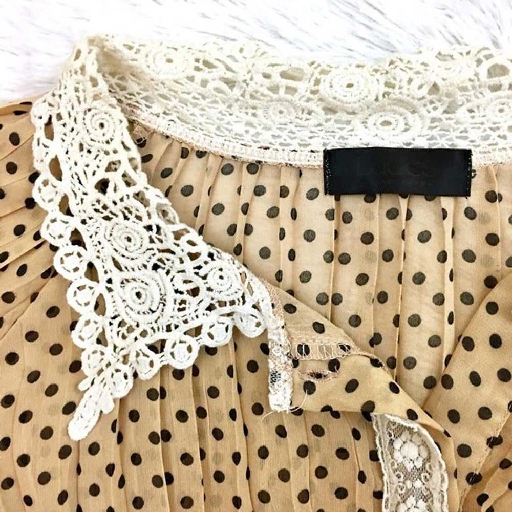 Vintage Cream Polka Dot Collar Pleated High Low T… - image 4