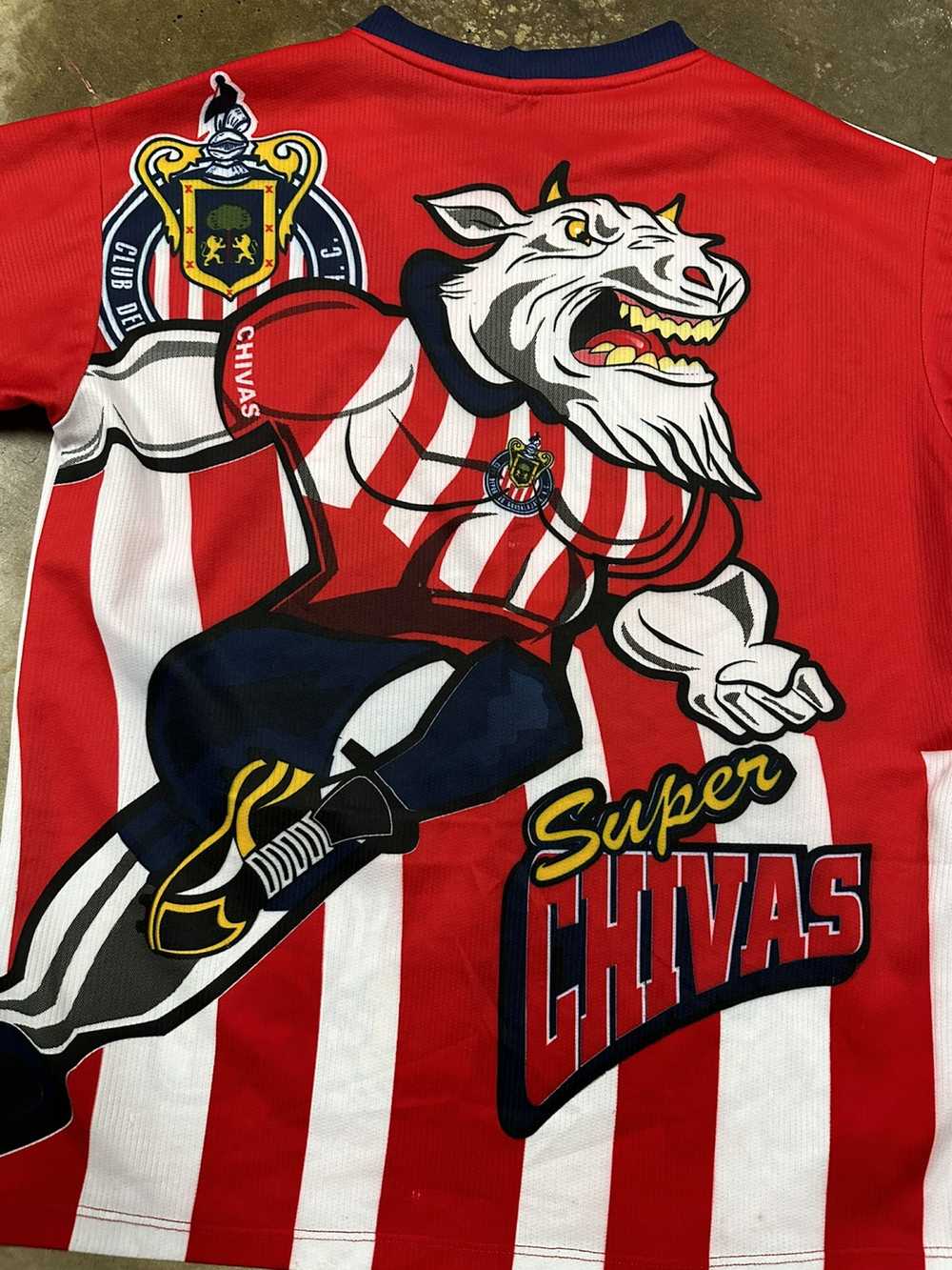 Soccer Jersey × Streetwear × Vintage 90’s Chivas … - image 5