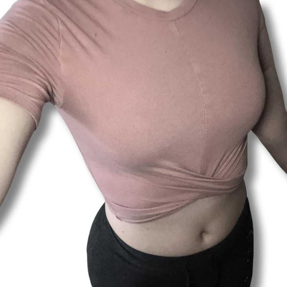 Divided × H&M Mauve pink knotted crop top cropped… - image 3