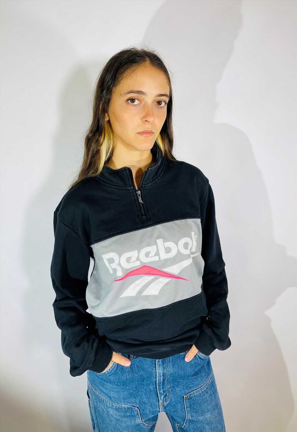 Vintage Size S 90s Reebok Classic Sweatshirt in B… - image 1