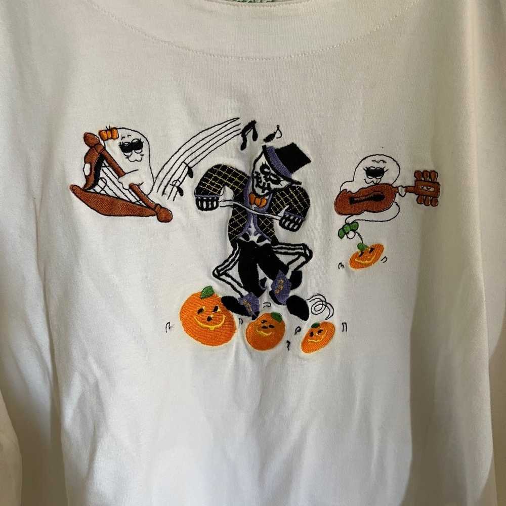 vintage halloween shirt dancing Skelton pumpkins - image 2