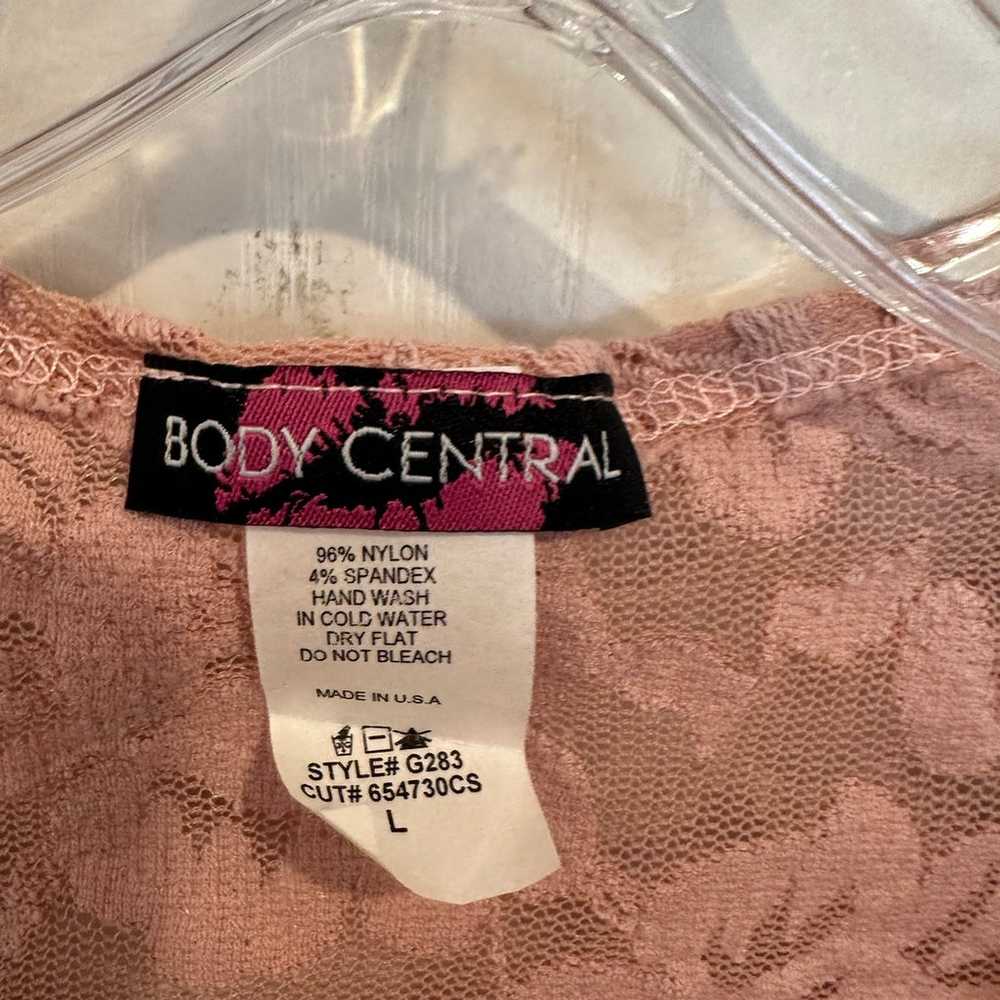 Body central women’s vintage pink all lace top si… - image 3