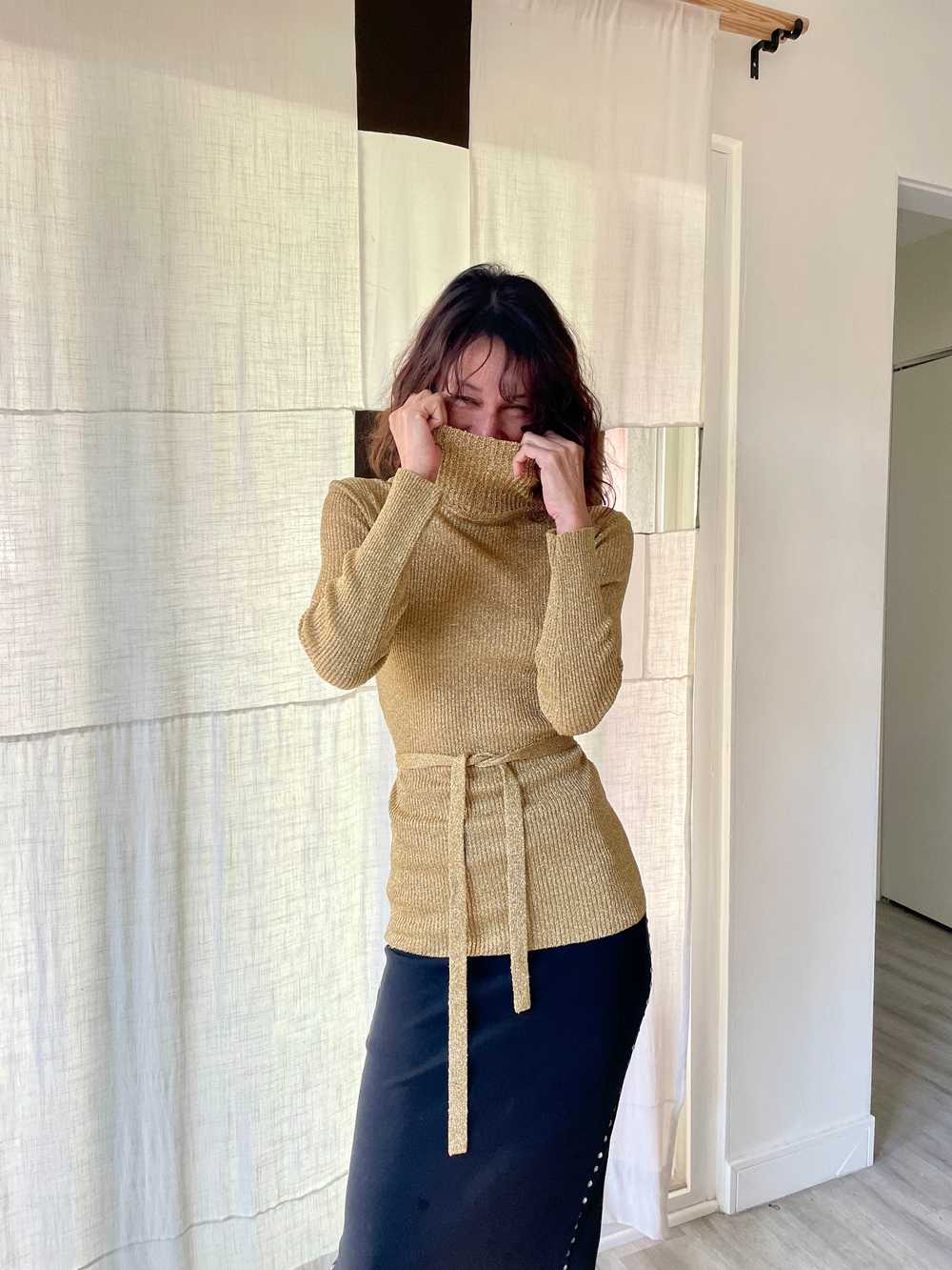 1970s Metallic Gold Lurex Turtleneck Blouse with … - image 3