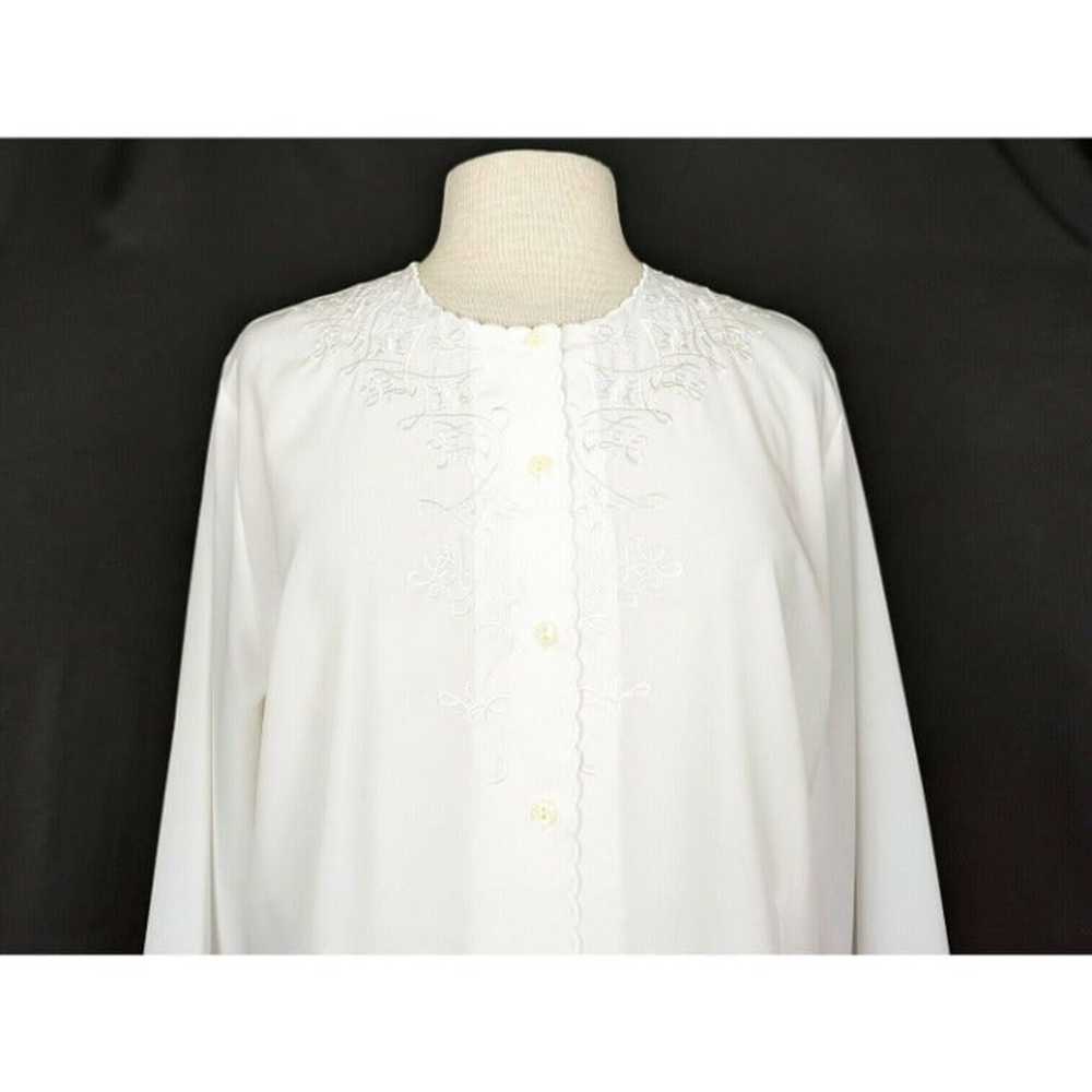 Vintage 80s Blouse White Scrolled Floral Detail C… - image 2