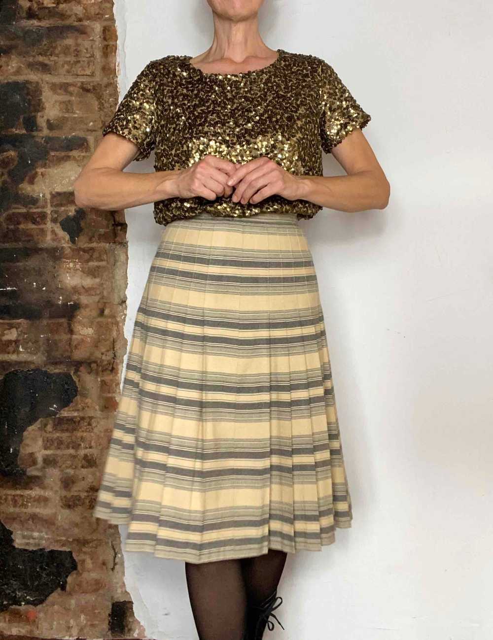 Wool skirt - Scottish plaid skirt from the 70s-80s - image 5