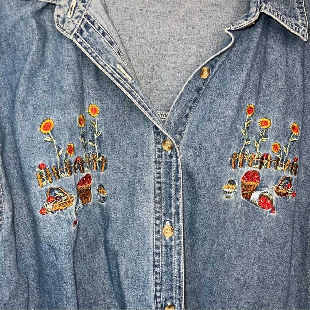 Vintage Cotton Denim Embroidered Apples and Sunfl… - image 9