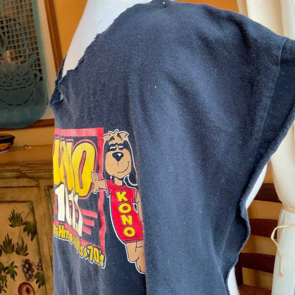 Vintage T-Shirt Upcycle - image 6