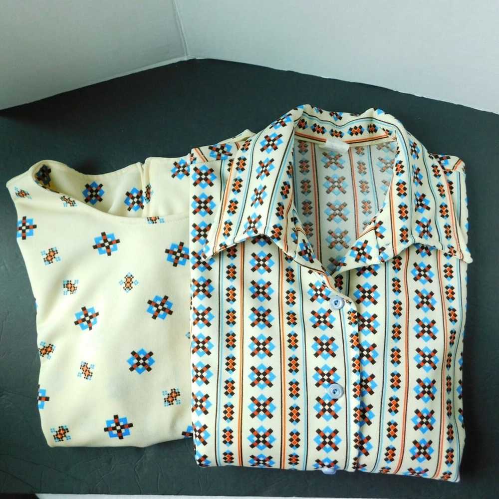 Vintage 2 Piece Twin Set Shirt & Sleeveless Top B… - image 5