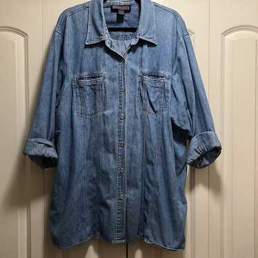 Vintage Avenue blues denim button down shirt