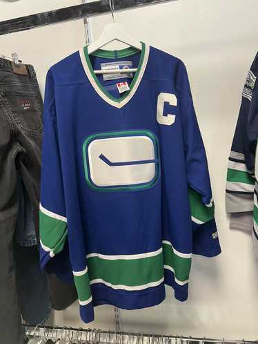 Ccm × NHL × Vintage Vintage NHL Vancouver Canucks 
