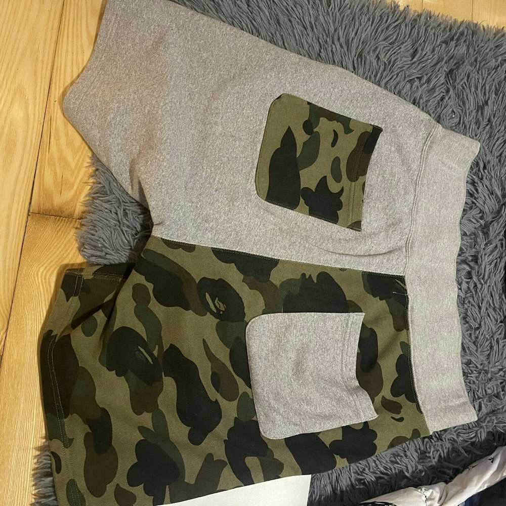 Bape 1st Camo Shark Sweat Shorts Size Medium - image 2