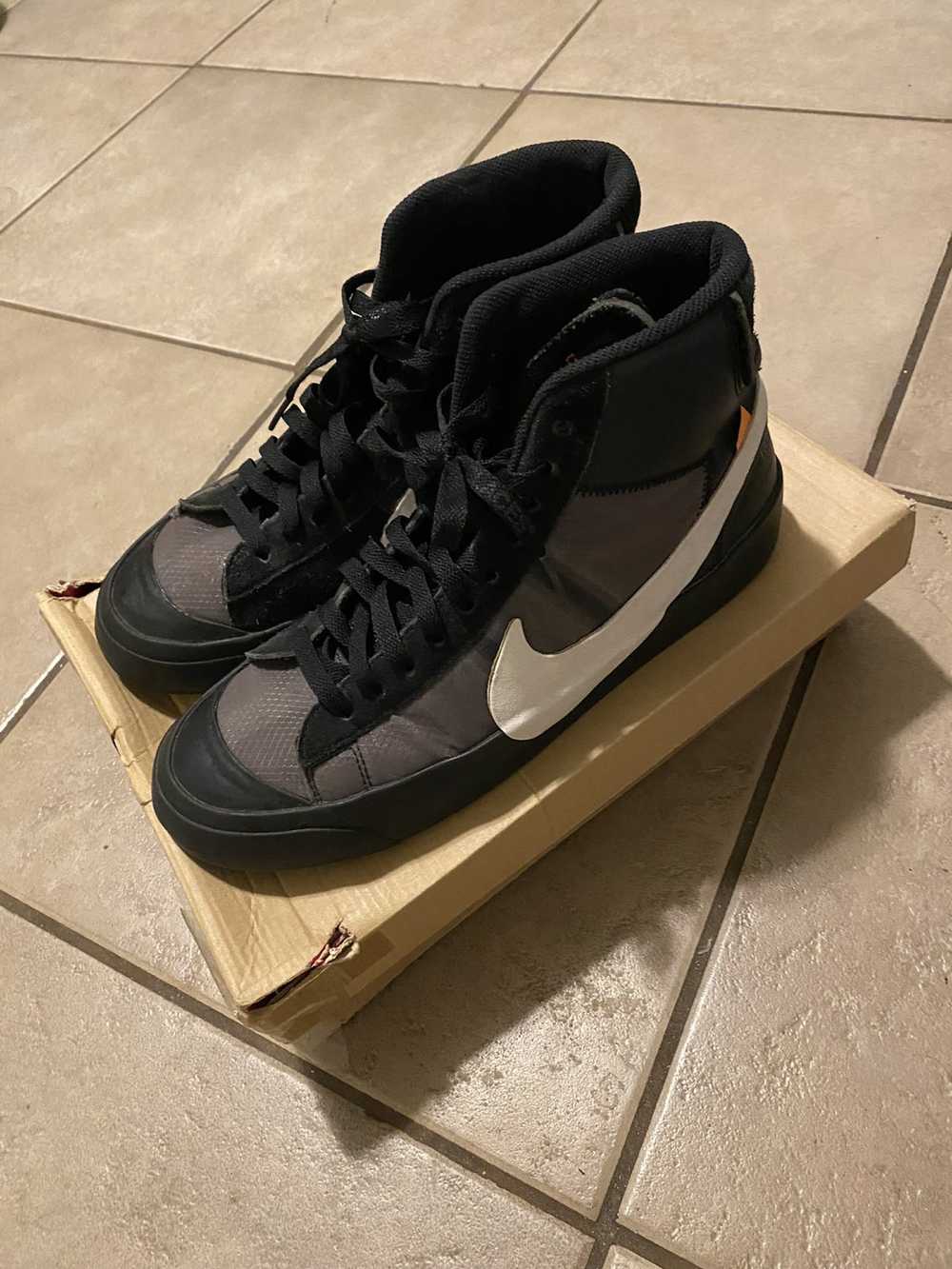 Nike Size 9.5 Nike Off White Blazer Reaper OG All… - image 1