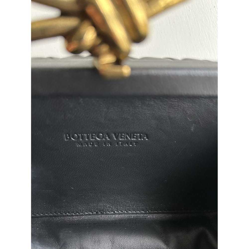 Bottega Veneta Pochette Knot leather clutch bag - image 6