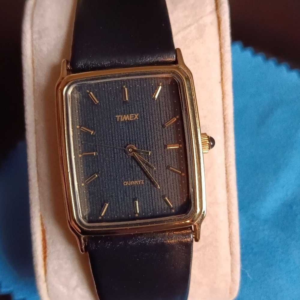 Elegant Vintage Ladies' Timex - like new - image 4