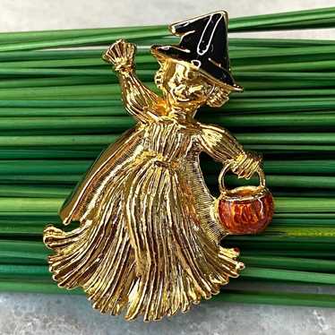 Vintage 1992 Avon Girl Scarecrow Brooch